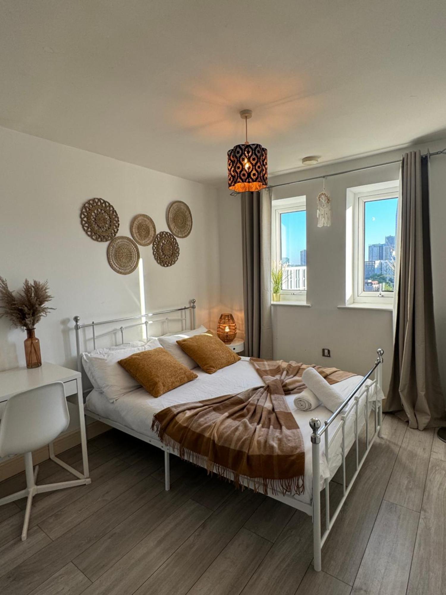 Cozy Flat With Balcony Londres Exterior foto